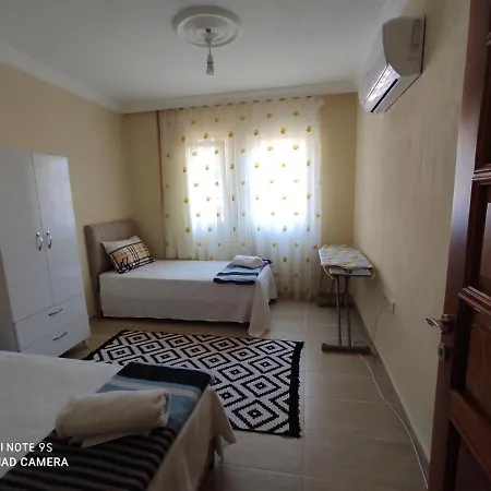Guezey 3+1 Doga Ve Deniz Manzarali Apartment *