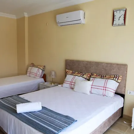 Guezey 3+1 Doga Ve Deniz Manzarali Apartment Kas