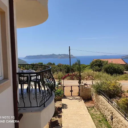 Apartmán Guezey 3+1 Doga Ve Deniz Manzarali *