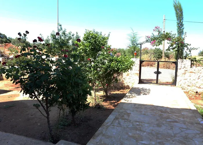 Guezey 3+1 Doga Ve Deniz Manzarali Appartement